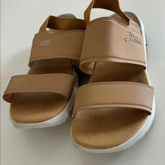 Asics tan caramel slip on elastic ankle strap size 12 Sandals - Picture 8 of 9